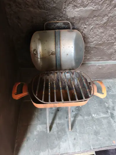 Parrilla portátil de metal oxidada - miniatura 3