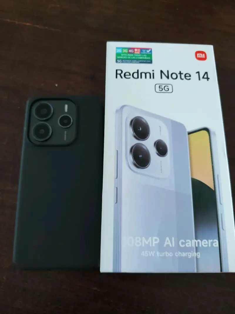 Smartphone Xiaomi Redmi Note 14 5G con cámara de 108MP