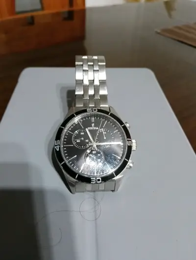 Reloj Festina de acero inoxidable con cronógrafo - miniatura 1