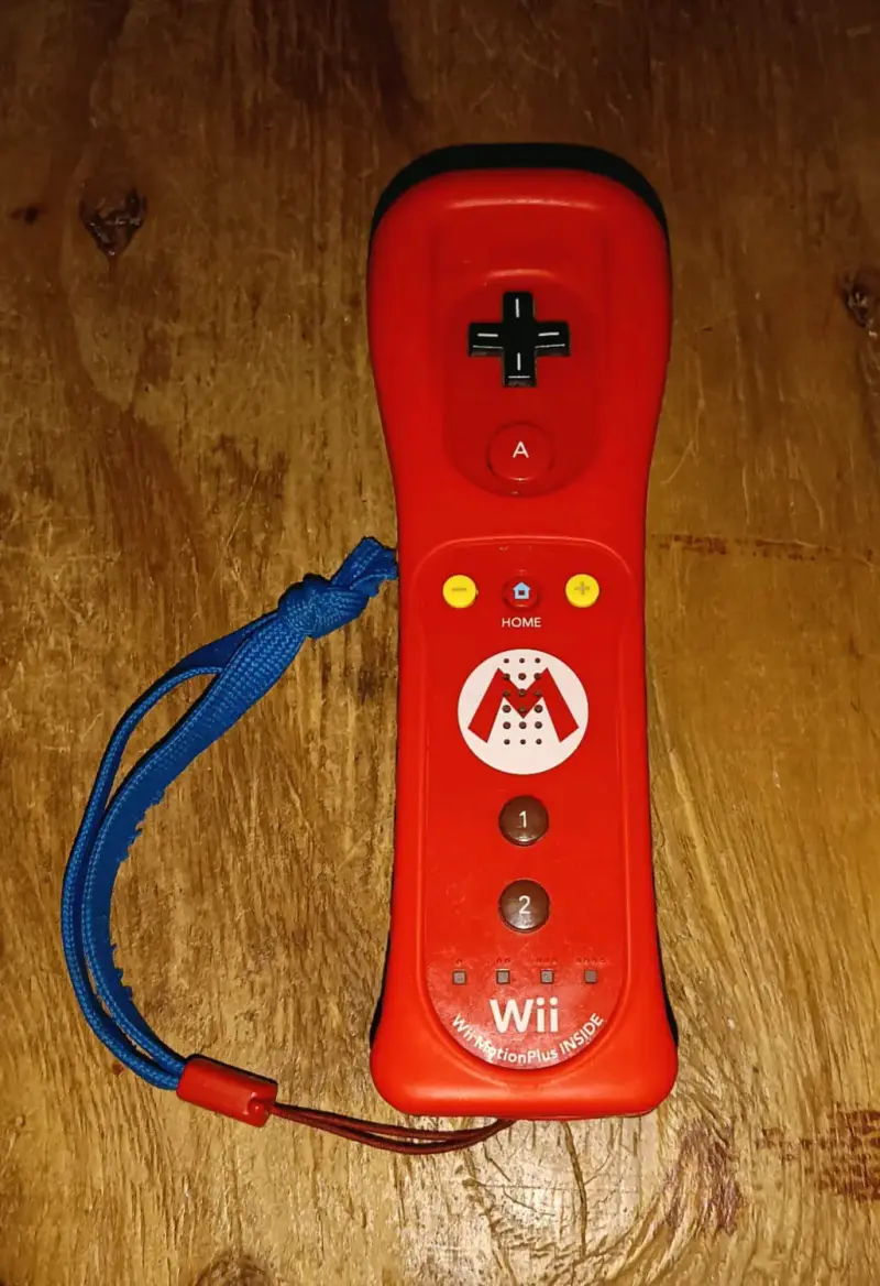 Control Wii MotionPlus Rojo Edición Mario