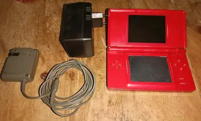 Nintendo DS Lite Edición Mario - miniatura 2