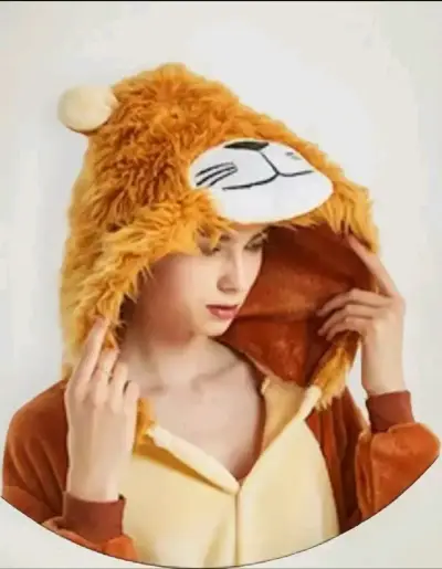 Pijama enterizo de león talla M - miniatura 3