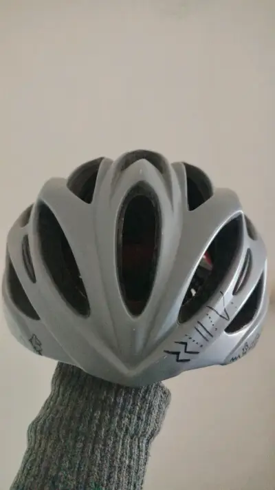 Casco de ciclismo Bikeboy gris con ventilación - miniatura 3