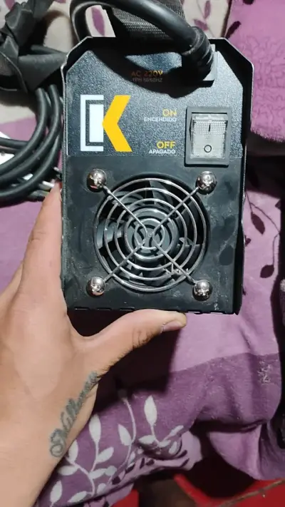 Soldadora Inverter Krafter DW200 Black - miniatura 2