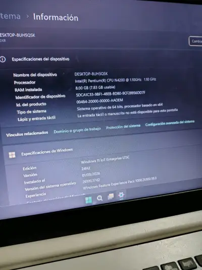 Laptop Lenovo Intel Pentium con Gráficos Radeon - miniatura 3