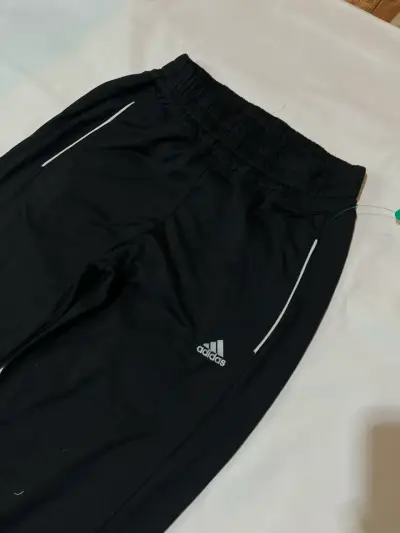 Buzo deportivo Adidas - miniatura 2