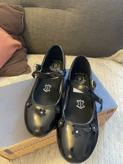 Zapatos de charol negros para niña con hebilla - miniatura 3