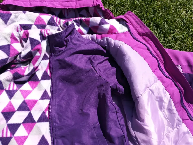Chaqueta de invierno para niña morada con diseño - 2