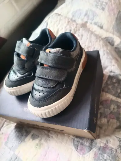 Zapatillas deportivas para niños Puma negras y rojas - miniatura 5