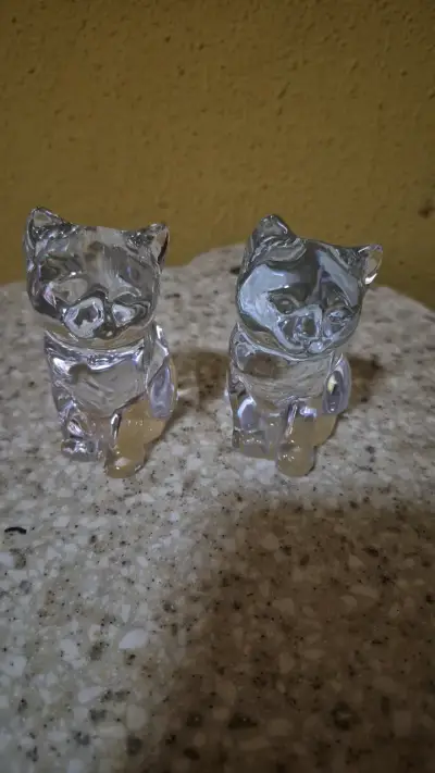 Figuras decorativas de cristal en forma de gato - miniatura 1