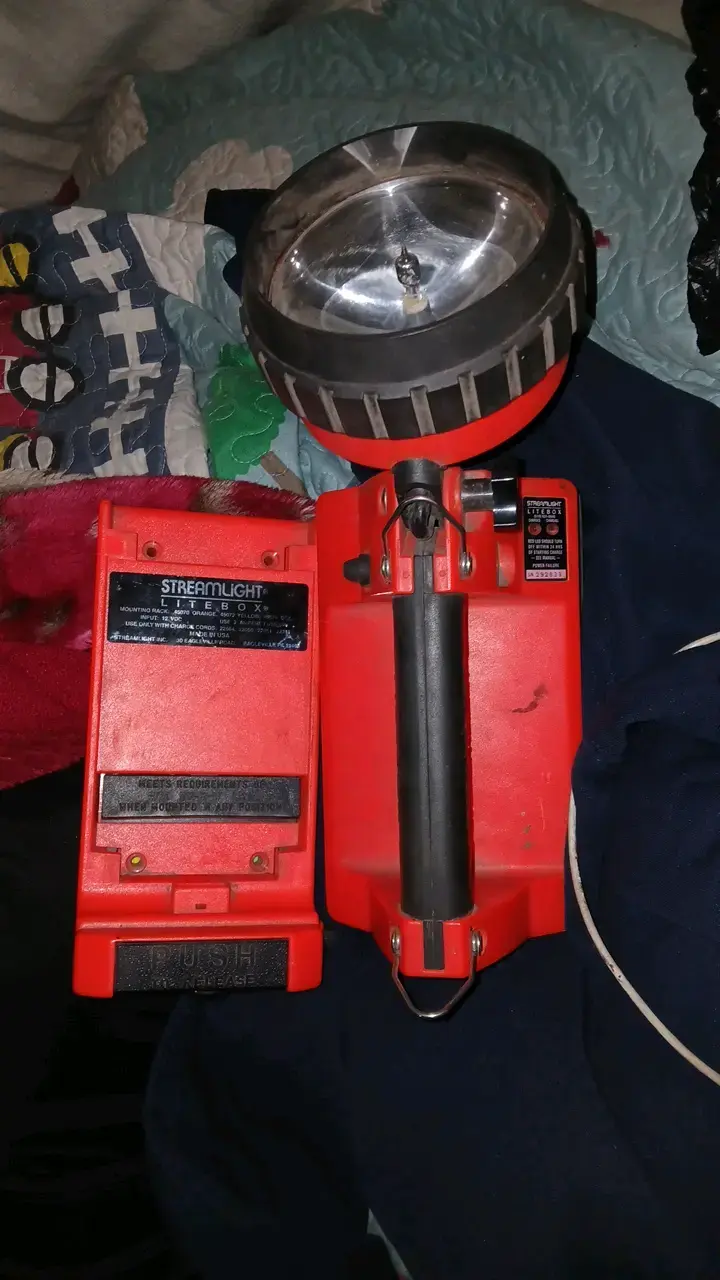 Linterna recargable Streamlight roja - 2
