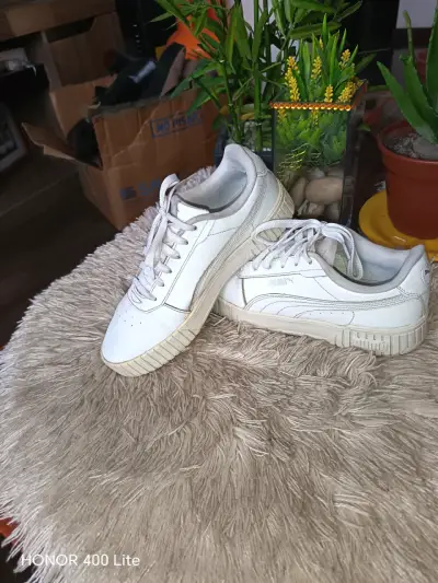 Zapatillas deportivas blancas Puma unisex - miniatura 1