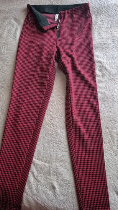 Pantalones a cuadros rojos y negros talla XS - miniatura 1