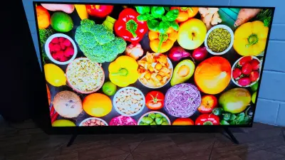 Smart TV Hisense 55 pulgadas 4K UHD - miniatura 2