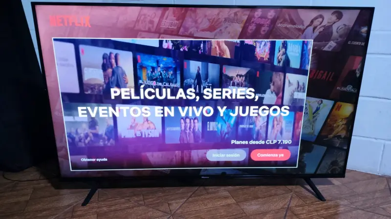 Smart TV Hisense 55 pulgadas 4K UHD - 3