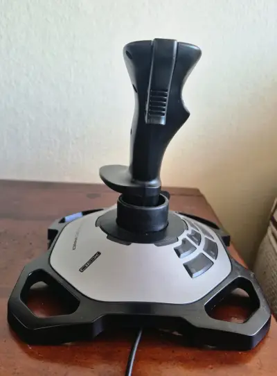 Joystick Logitech Extreme 3D Pro para juegos - miniatura 5