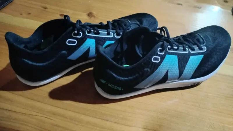 Zapatillas de Atletismo New Balance MD500 V6 Negras - 2