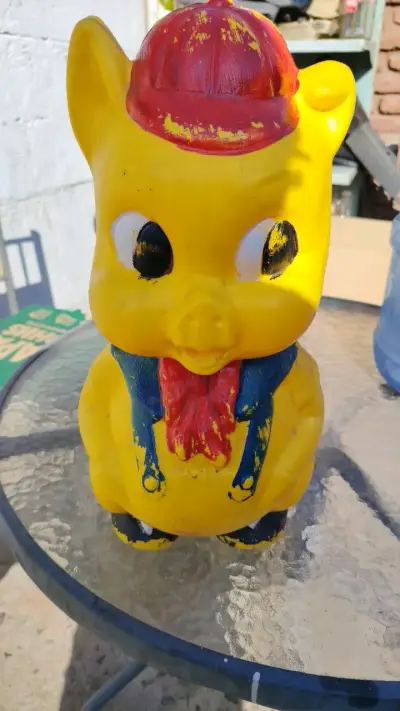 Figura decorativa de cerdito amarillo vintage - miniatura 1