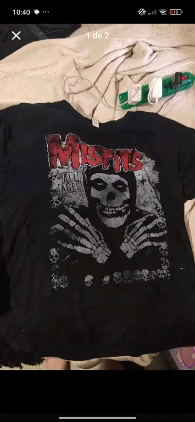Polera Negra Misfits con Diseño de Calavera - miniatura 1