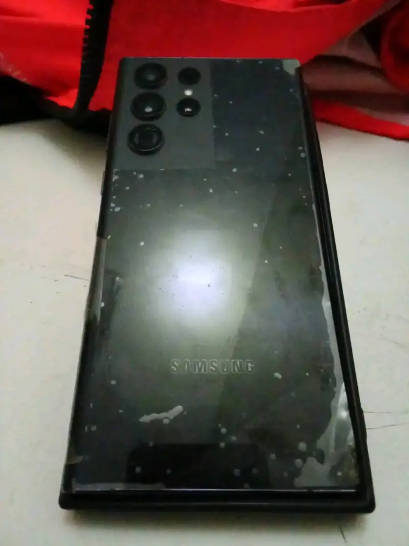 Samsung Galaxy S22 Ultra - 3
