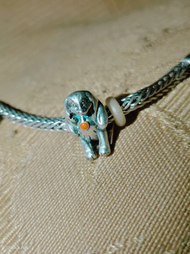 Pulsera original Pandora con cuatro charms - 2