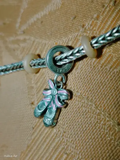 Pulsera original Pandora con cuatro charms - miniatura 3