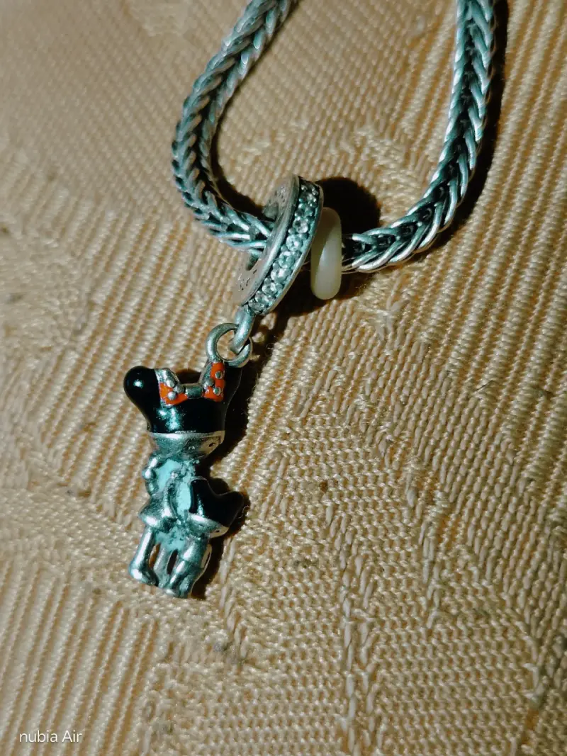 Pulsera original Pandora con cuatro charms - 5