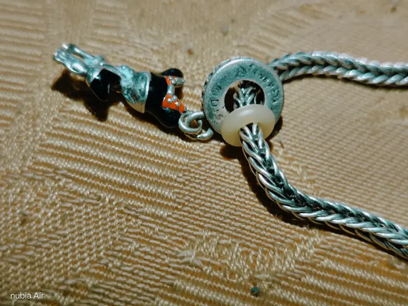 Pulsera original Pandora con cuatro charms - 6