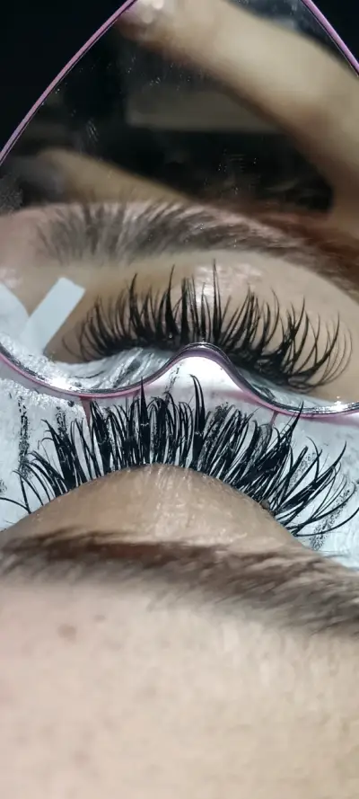 Extensiones de Pestañas Studio Yisslyn - miniatura 3