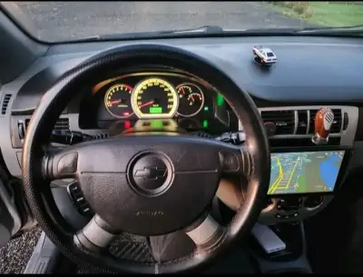Chevrolet Optra 2013 - miniatura 4