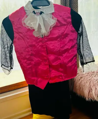 Disfraz de Vampiro para Niña con Chaleco Rojo - miniatura 1