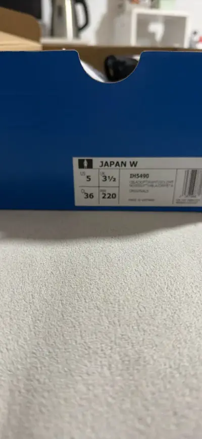 Zapatillas Adidas Japan W negras y blancas - miniatura 2