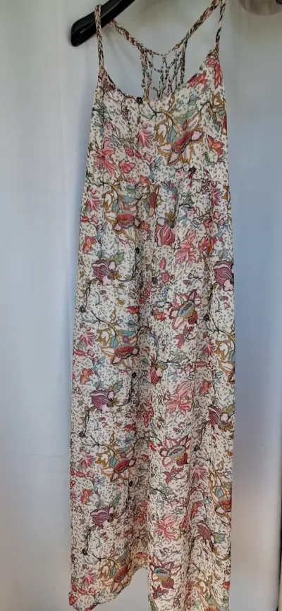 Vestido largo floral con tirantes tejidos - miniatura 2