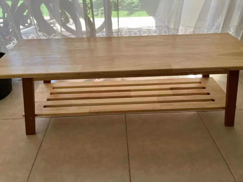 Estante de madera con ganchos para pared - 4
