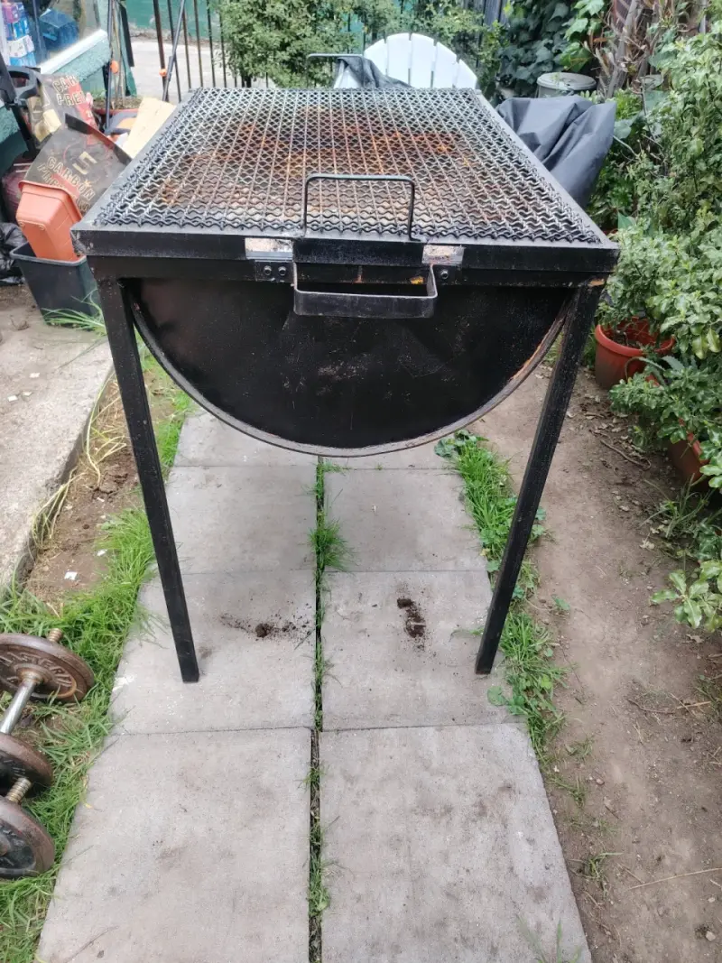 Parrilla de tambor metálica para asados - 1