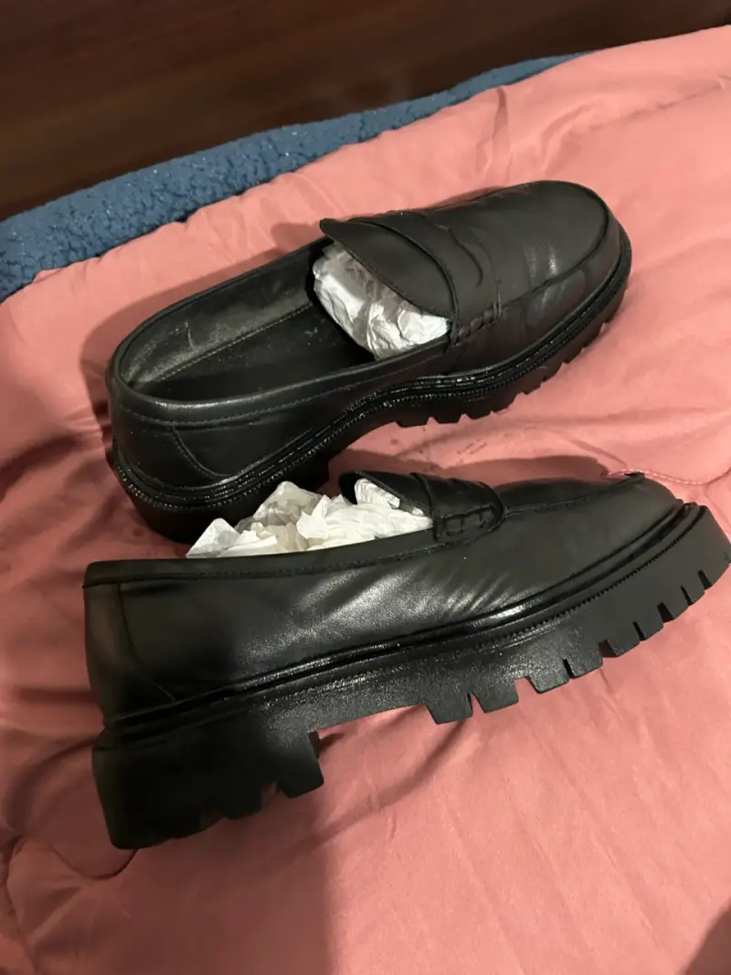 Zapatos mocasines de cuero negro Aldo talla 41 - 1
