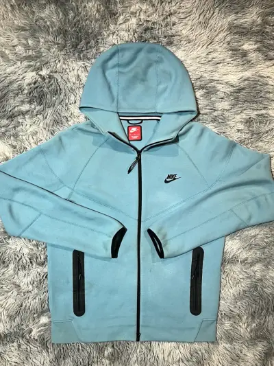 Nike tech SS23 celeste - miniatura 1