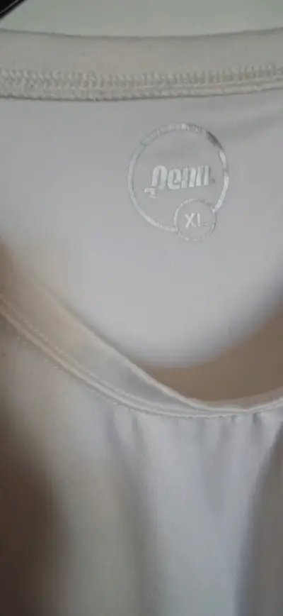 Polera deportiva blanca Penn para mujer - miniatura 3