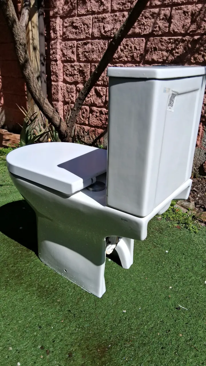 WC Stretto Movilidad Reducida en excelente estado - 2