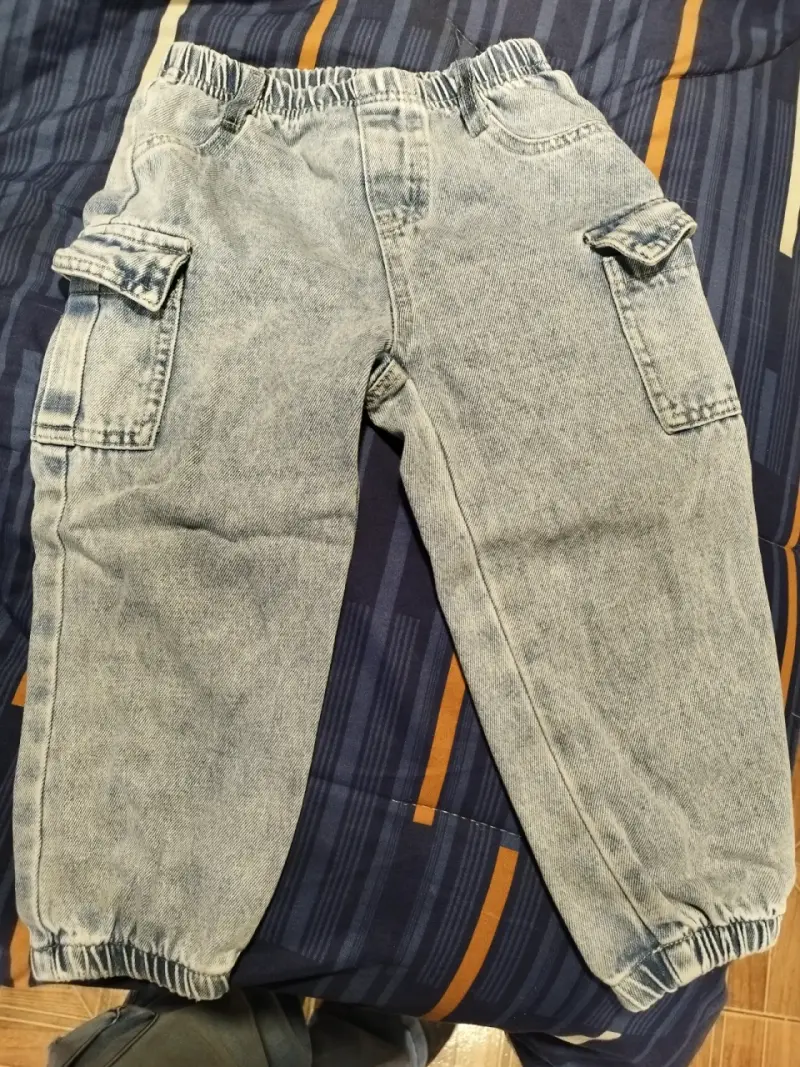 Pantalones cargo de mezclilla para niños