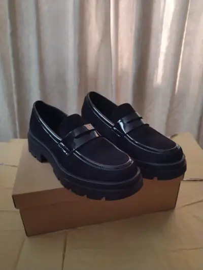 Zapatos de mujer negros Begoña con detalle brillante - miniatura 3