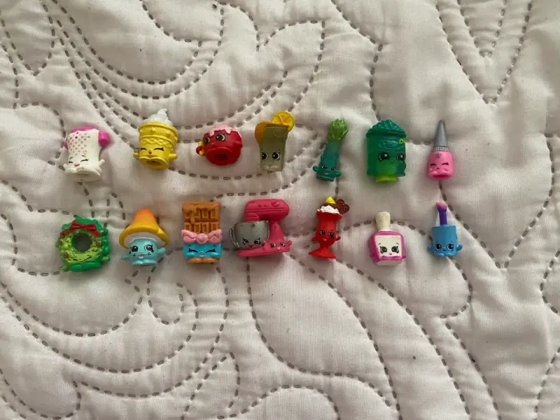 Colección de mini figuras Shopkins