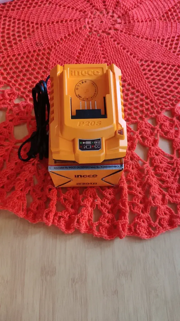 Cargador de Batería Ingco P20S 20V - 1