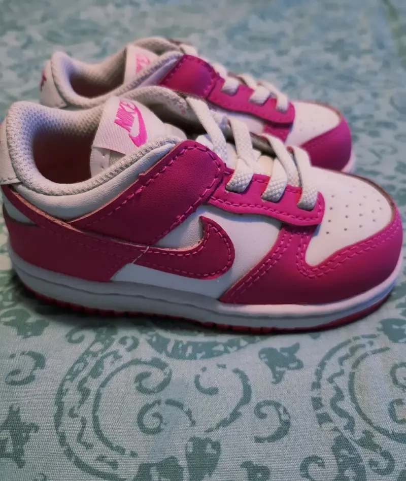 Zapatillas infantiles Nike rosadas 23,5