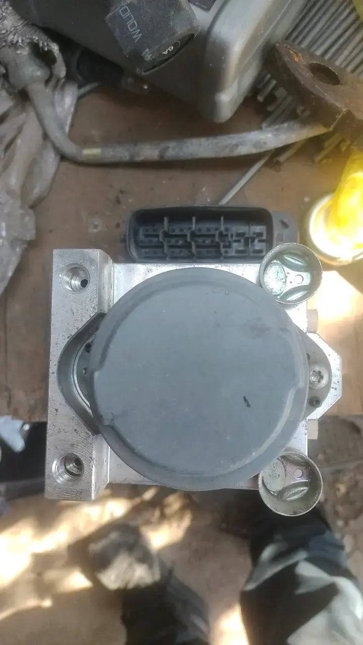 Módulo de control ABS para vehículo - 2