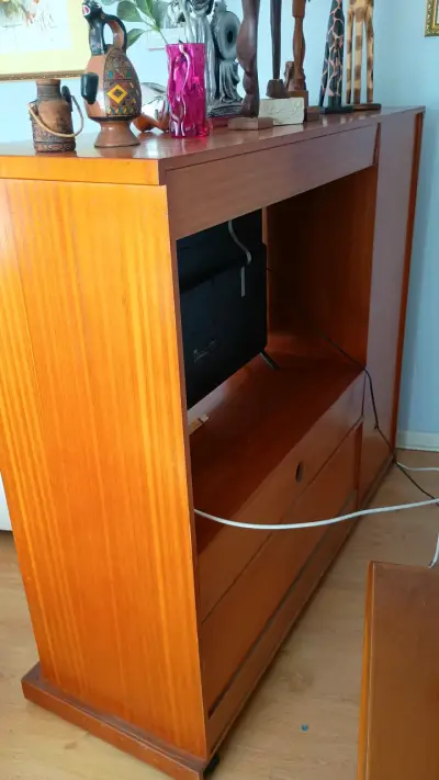 Mueble Rack de Madera con Puertas - miniatura 3
