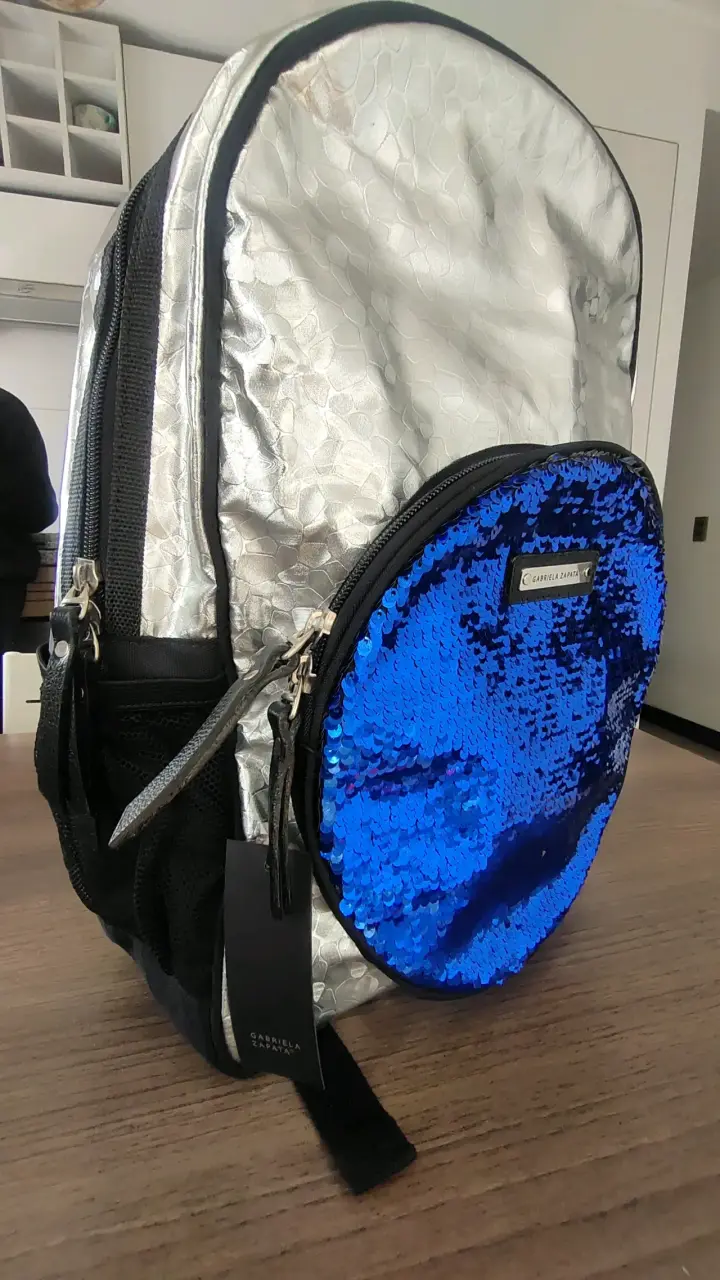 Mochila Gabriela Zapata con lentejuelas azules - 2