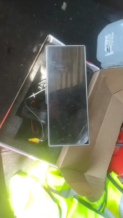 Navegador para auto Aiwa con pantalla táctil 10.25" - miniatura 3