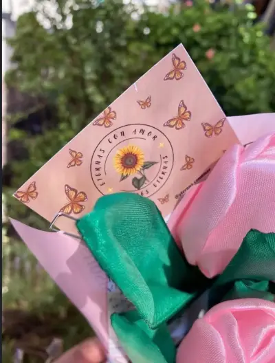 Ramo de tulipanes eternos rosa con mariposas - miniatura 3