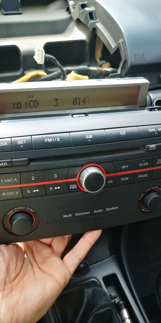 Radio de auto MAZDA 3 2004-2009 - 1